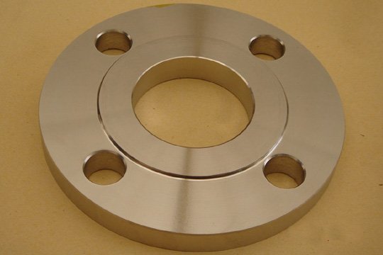 Steel plate flange with raise face