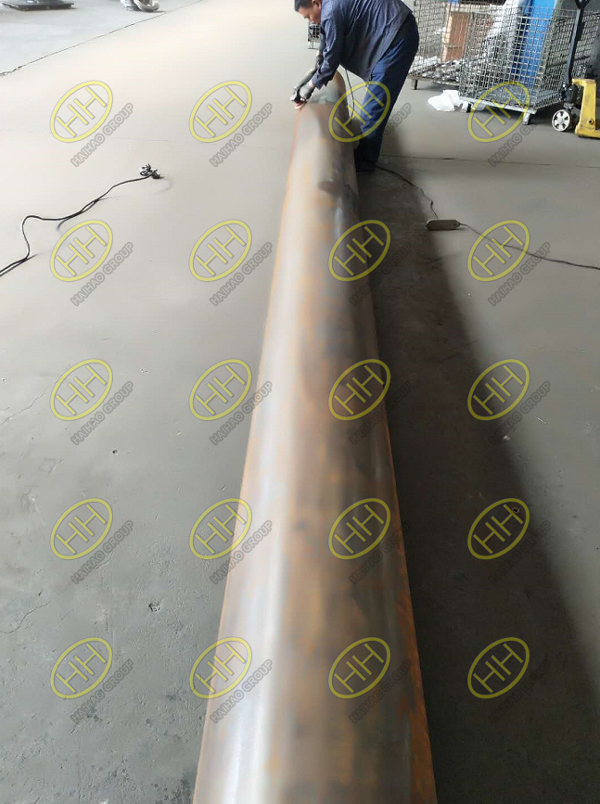 Ultrasonic testing of steel pipe