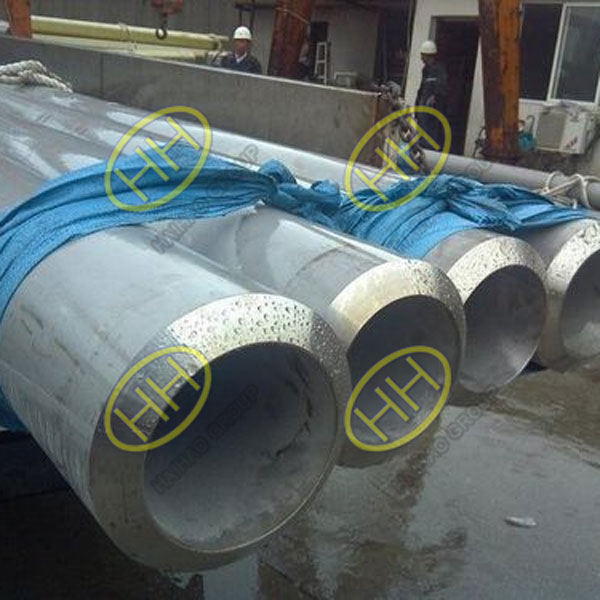 ASME B36.10 ASTM A333 GR.6 bevelled end SMLS pipes