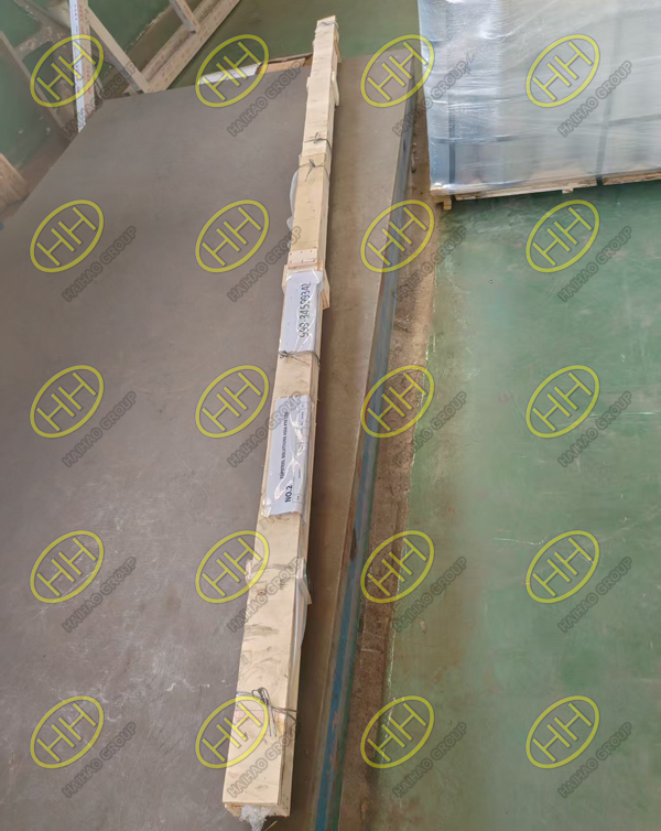 SA335 P11 seamless pipes packed in wooden cases for export